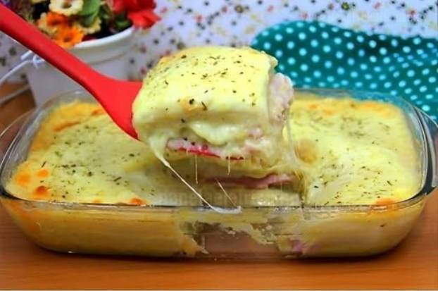 Torta de Batata com Recheio de Presunto e Queijo